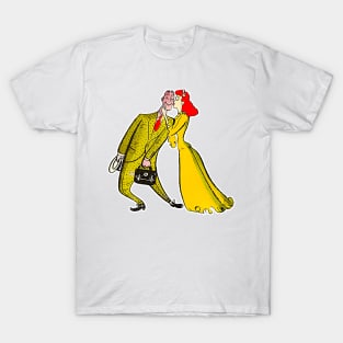 Husband and wife kissing vintage comic T-Shirt